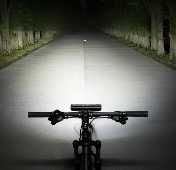 Lampe vélo puissante VTT