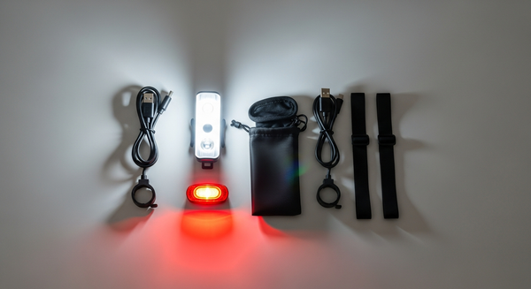 Kit Éclairage Vélo Complet : Les Meilleurs Sets Avant/Arrière 2025